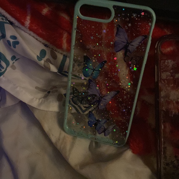 iPhone 8plus cases all need Barley used - Picture 2 of 6